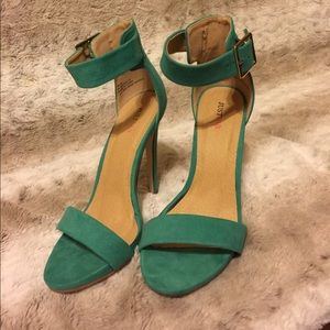 Just Fab high heels Sandals.